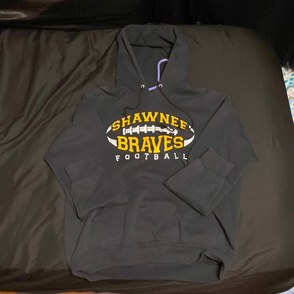 Bought at goodwill and only wore a few times before growing out of it